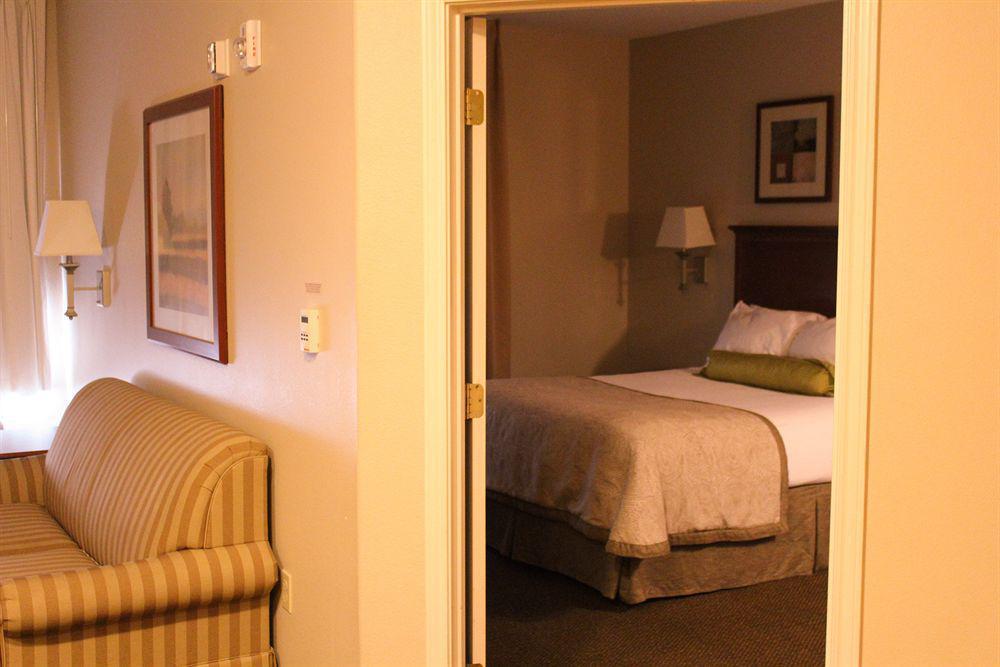 Candlewood Suites Deer Park By Ihg Exterior foto